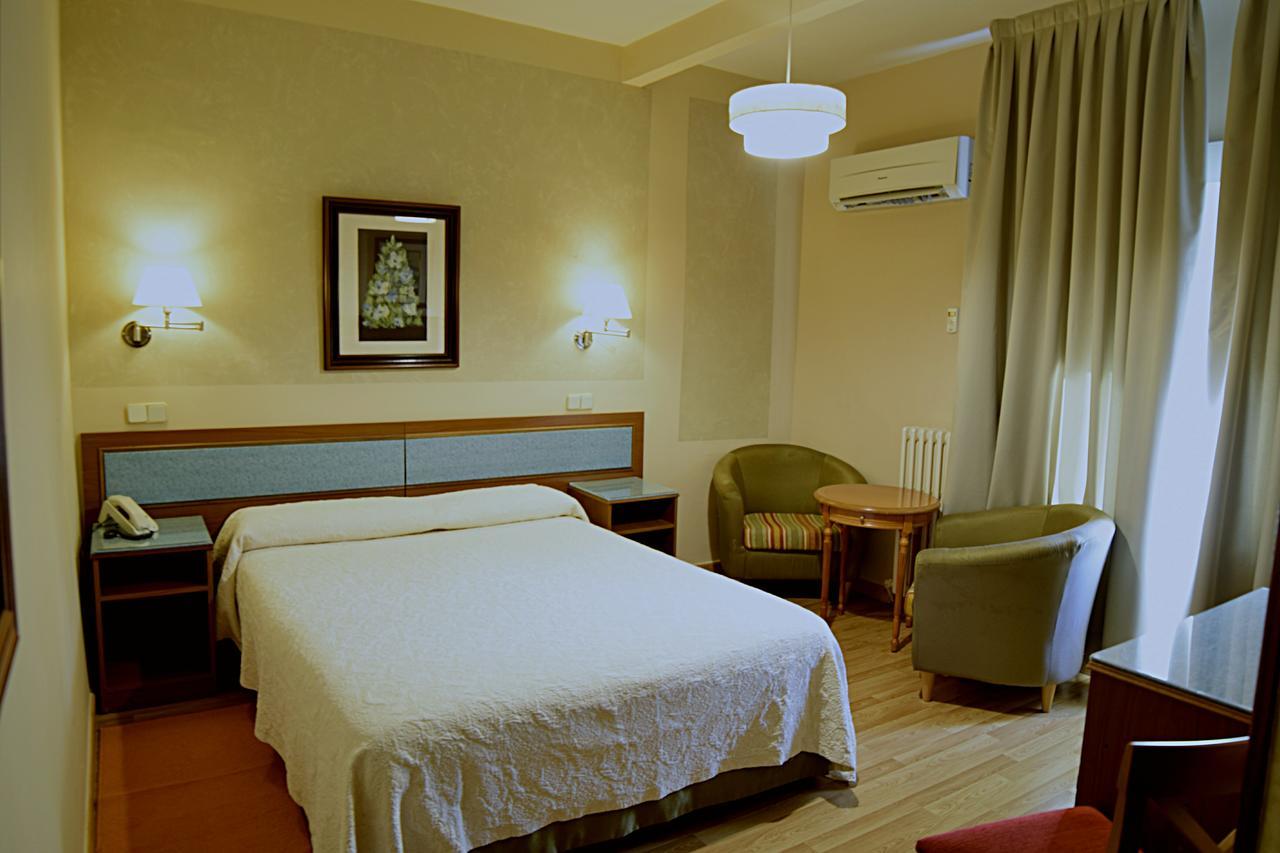 Hotel Mercedes Αράνχουεζ Εξωτερικό φωτογραφία
