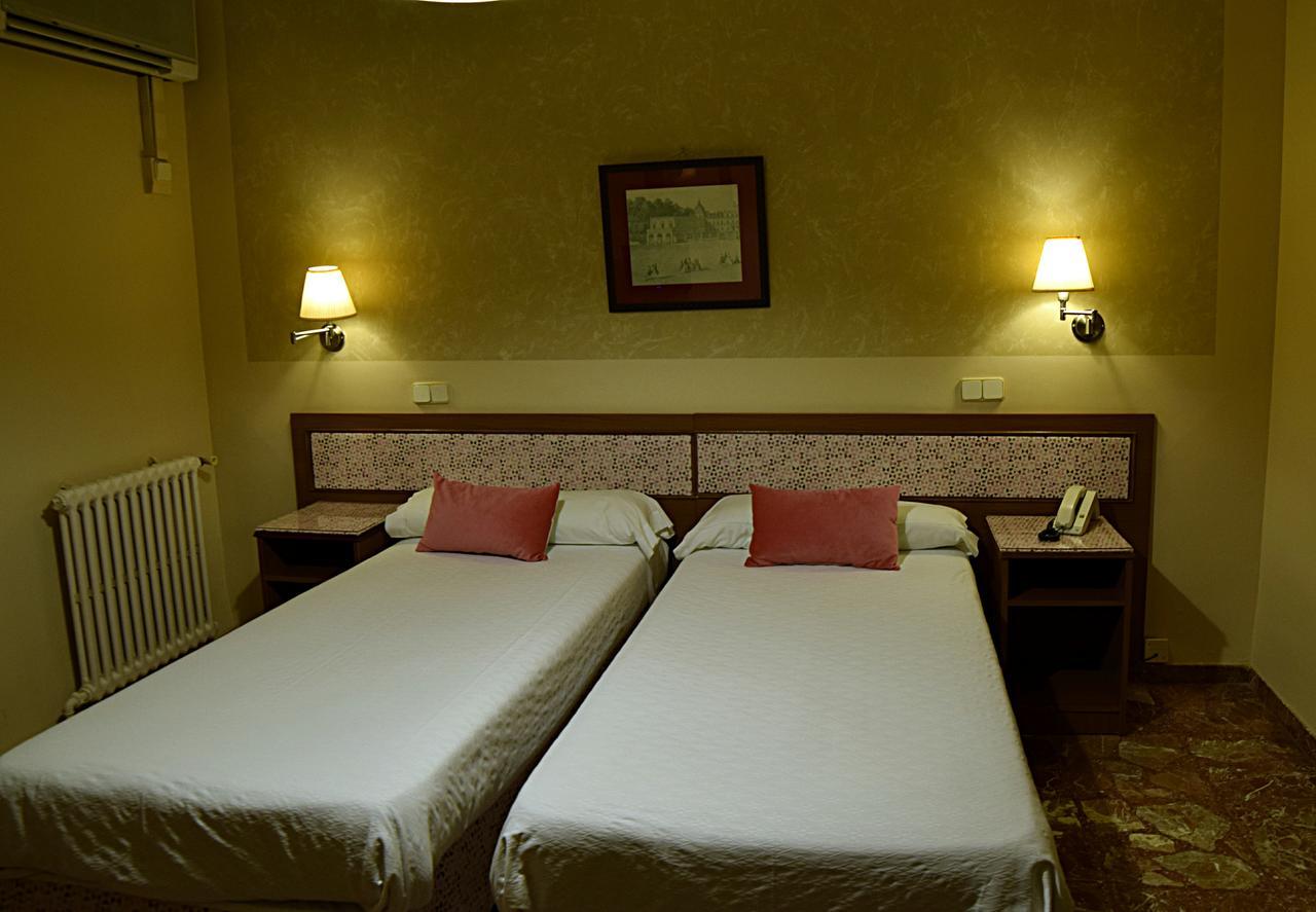 Hotel Mercedes Αράνχουεζ Εξωτερικό φωτογραφία